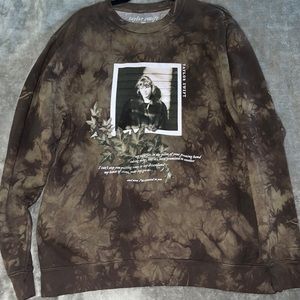Taylor Swift Ivy Crewneck